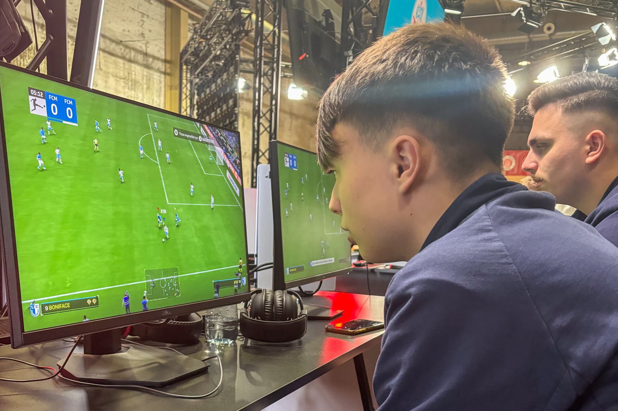 Richard und Ali während des Spiels