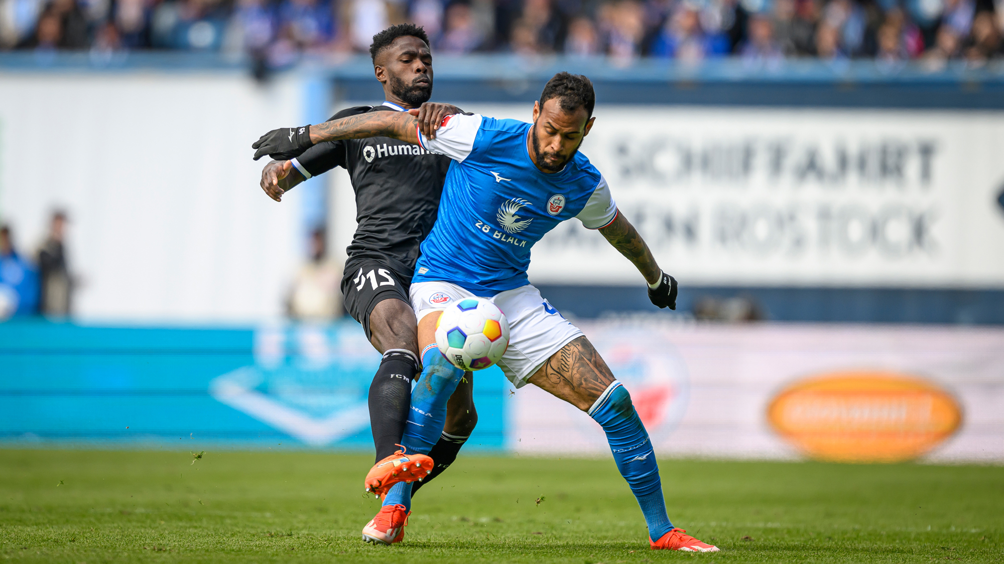 In Rostock gelang ein wichtiger 2:0-Erfolg, welcher die Vorentscheidung im Kampf um den Klassenerhalt brachte.