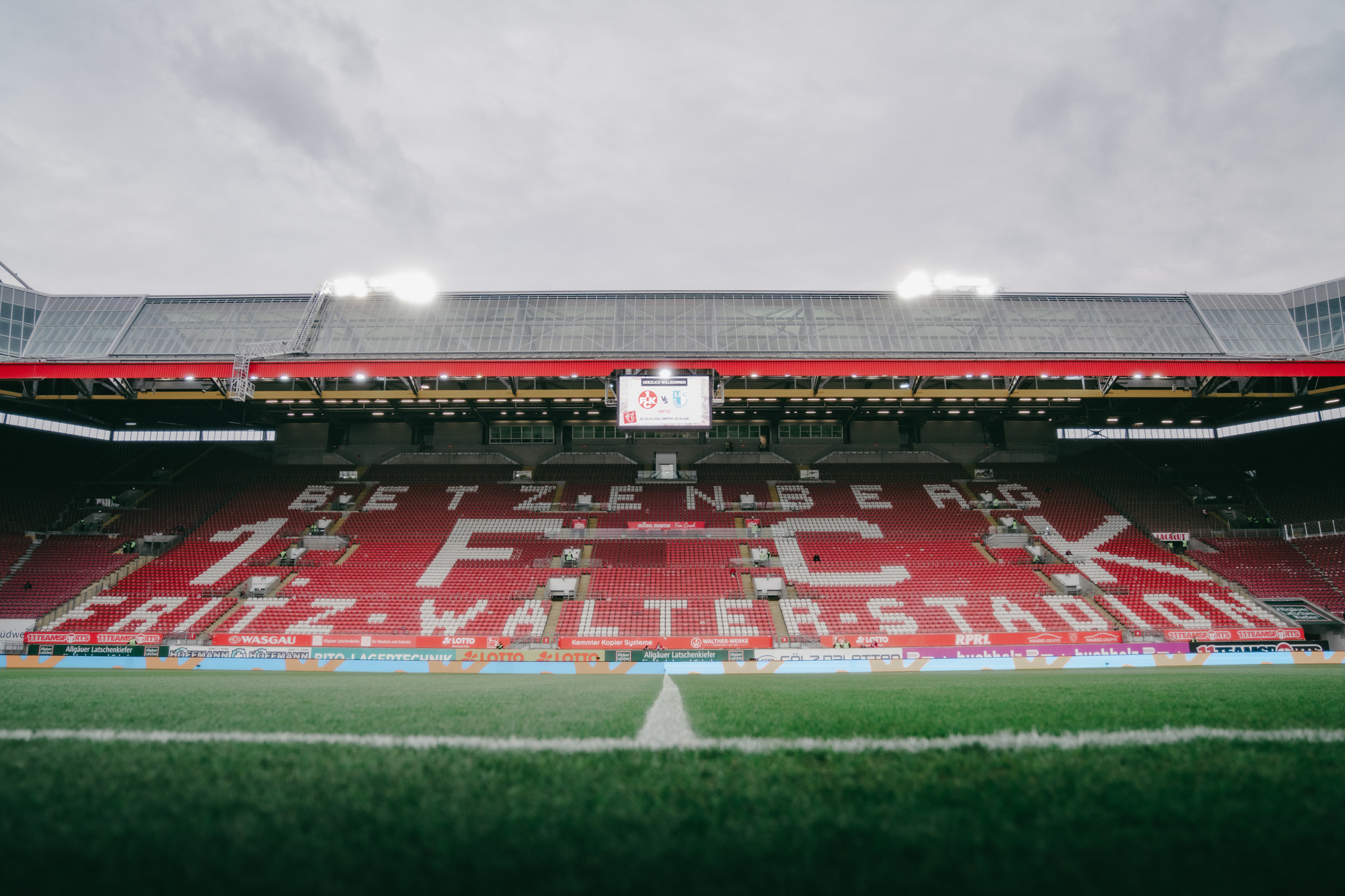Heimspielstätte des 1. FC Kaiserslautern ist das Fritz-Walter-Stadion.