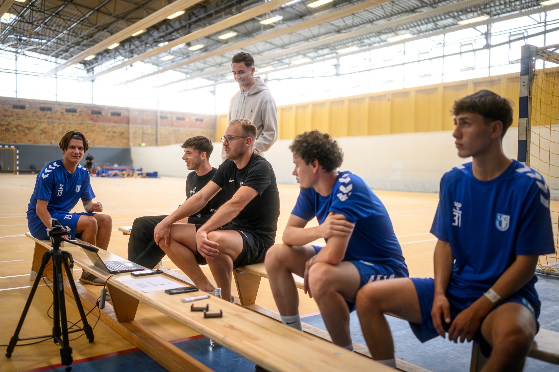 Das Team von ProDiagnostics mit Ex-FCM-Spieler Julius Düker (Mitte) führte die Leistungsdiagnostik durch.