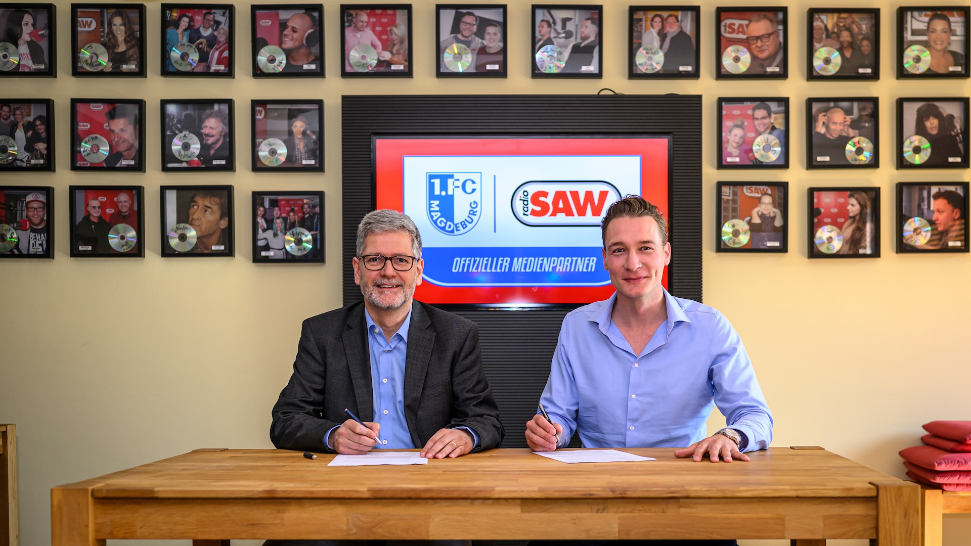 Radio-SAW Geschäftsführer Michael Mezödi(links) und kaufmännischer Geschäftsführer Martin Geisthardt(rechts)