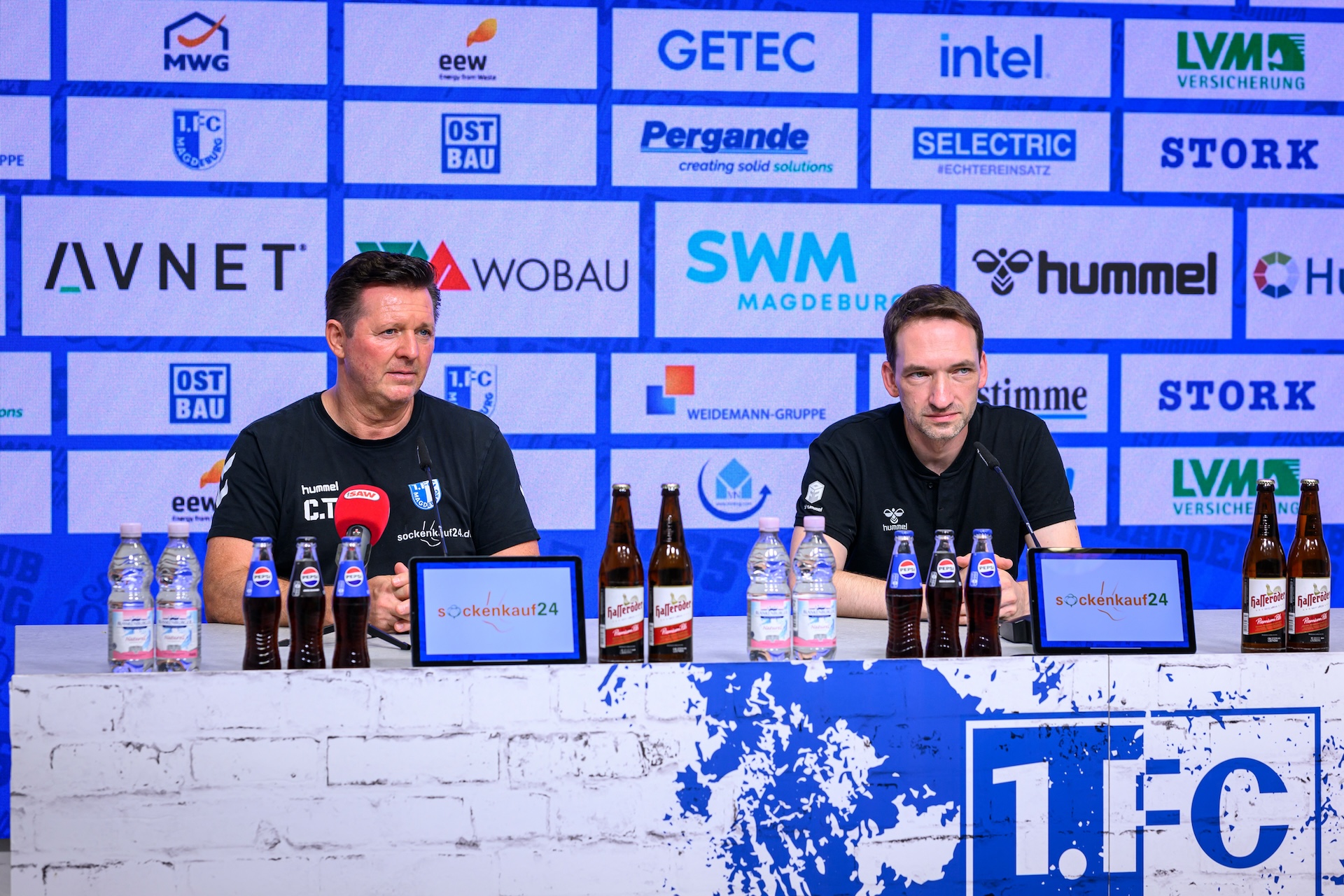 Cheftrainer Christian Titz(links) und Manuel Holscher(rechts)