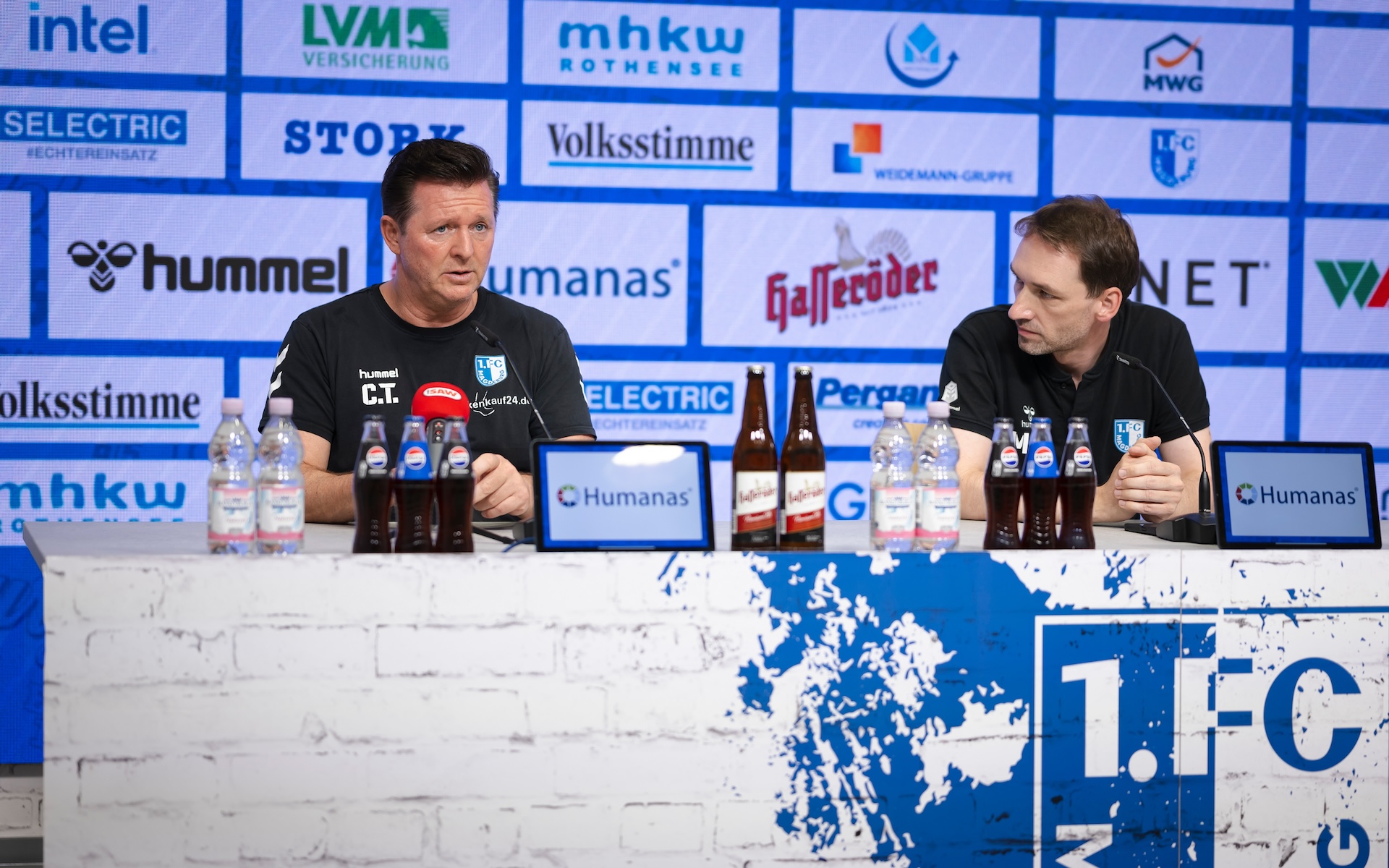 Cheftrainer Christian Titz(links) und Manuel Holscher(rechts)