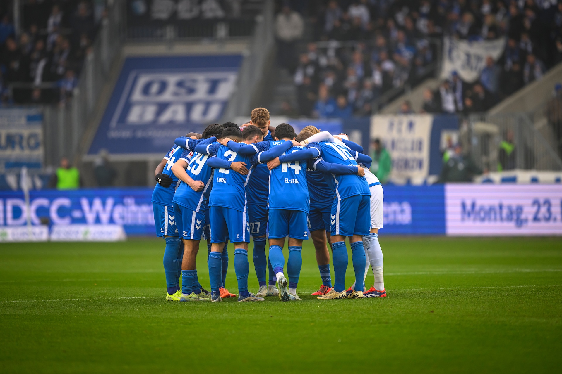 Teamkreis vor dem Spiel