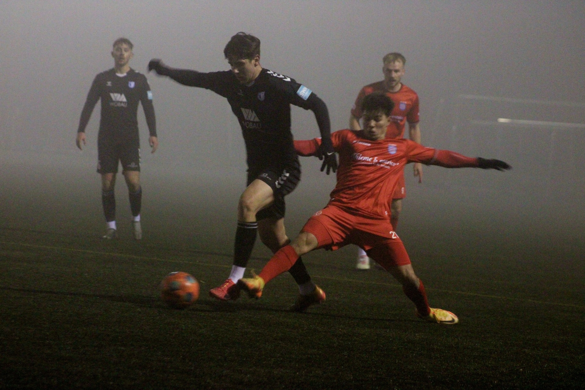 Zweikampf während des Spiels.