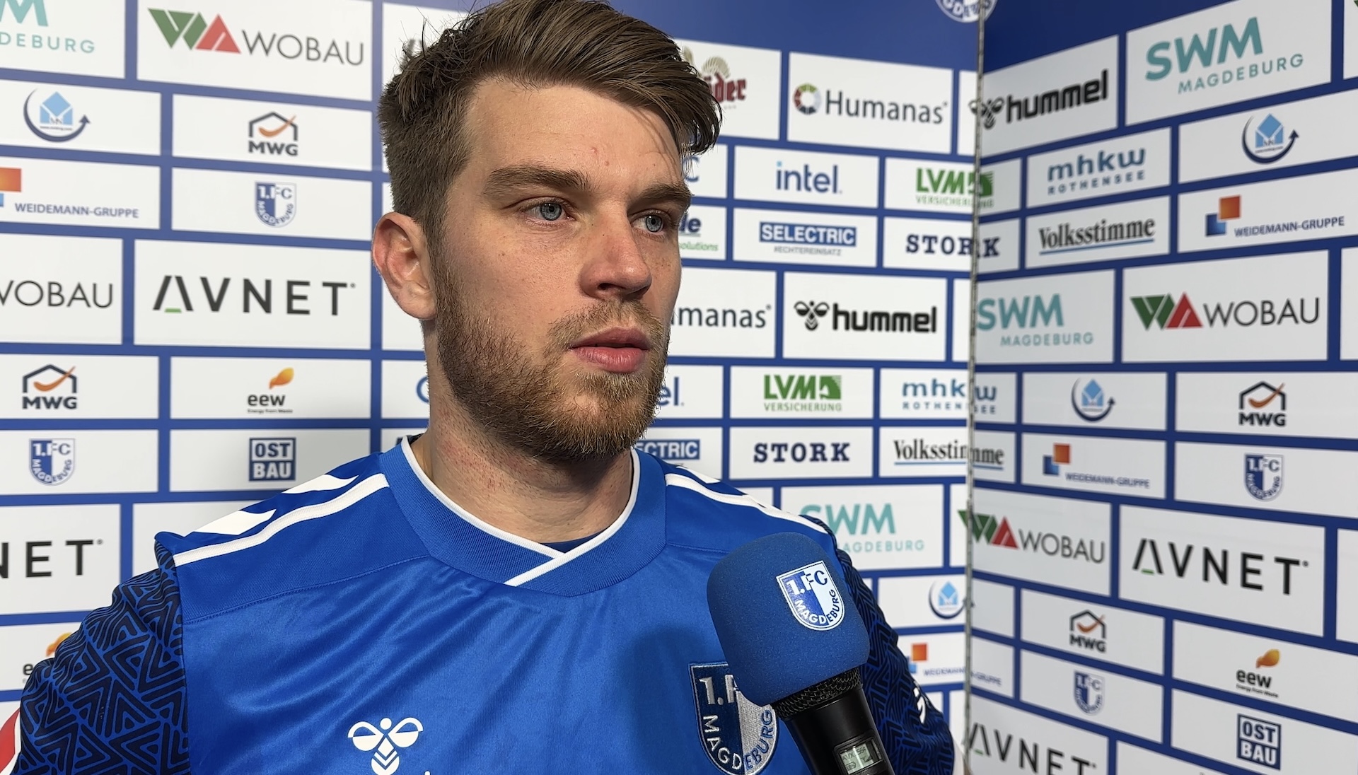 Marcus Mathisen am Mikrofon von FCM-tv