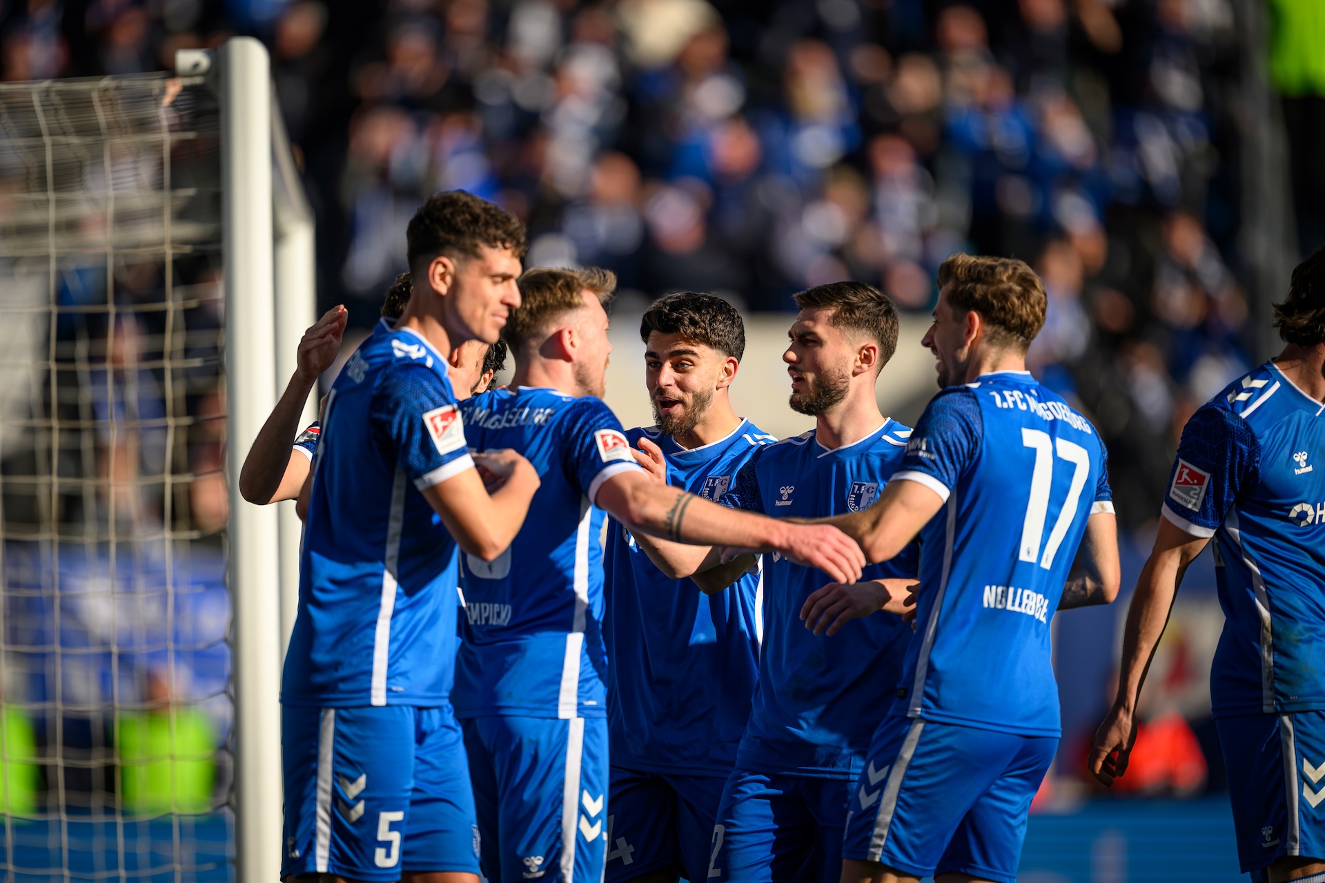 Gemeinsamer Jubel des Teams