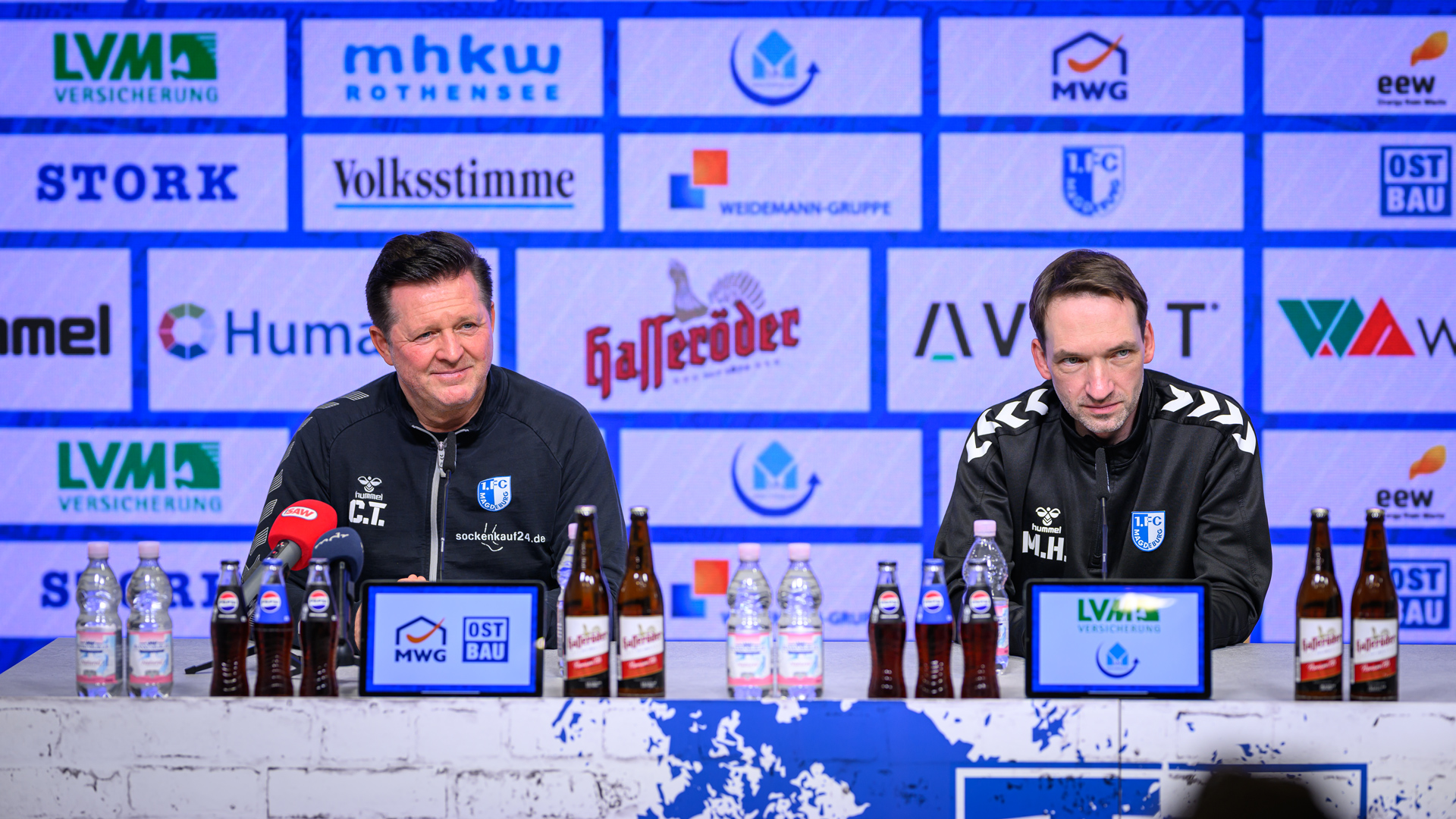 Von links: Cheftrainer Christian Titz und Pressesprecher Manuel Holscher
