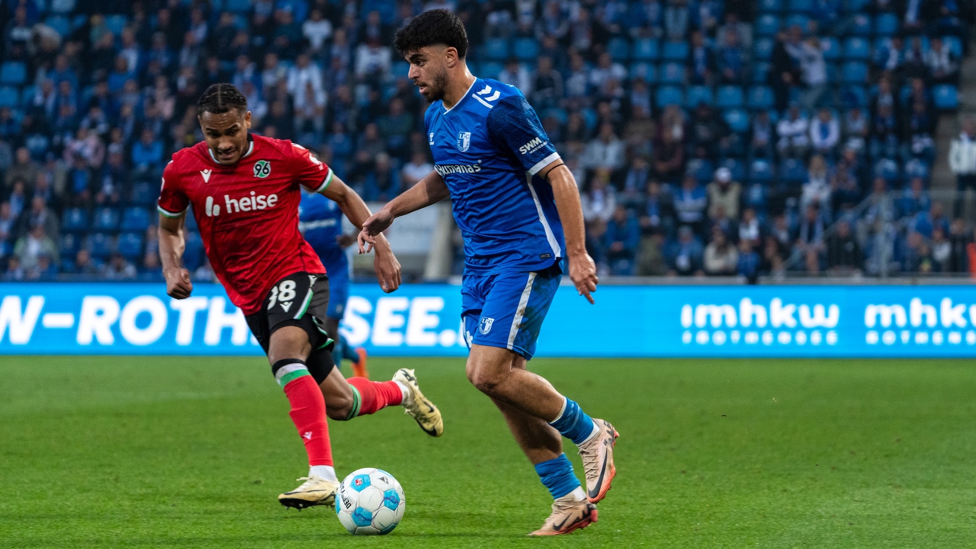 Abu El-Zein (rechts) im Hinspiel gegen Hannover