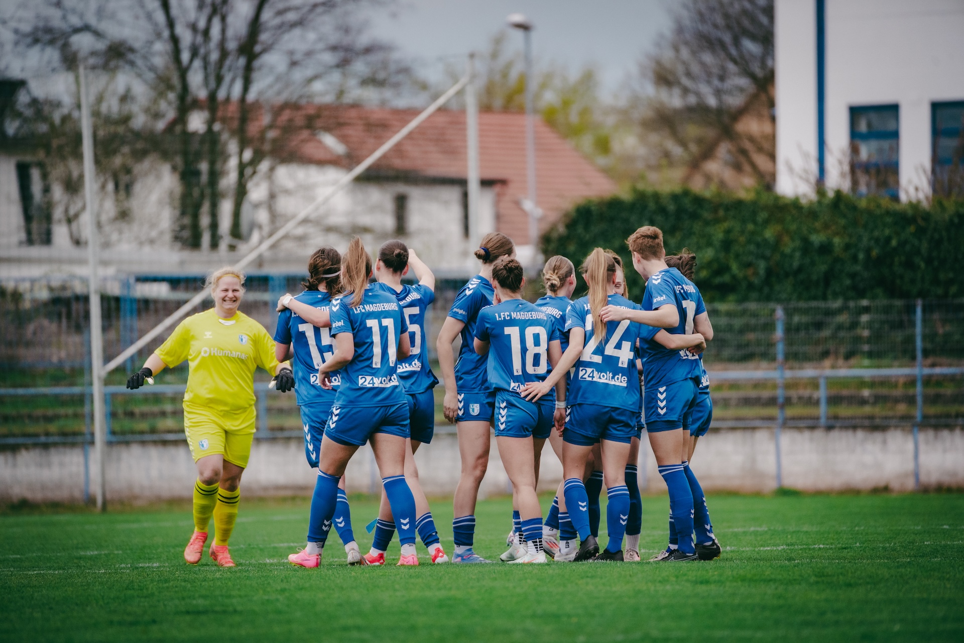 Gemeinsamer Jubel der FCM-Frauen