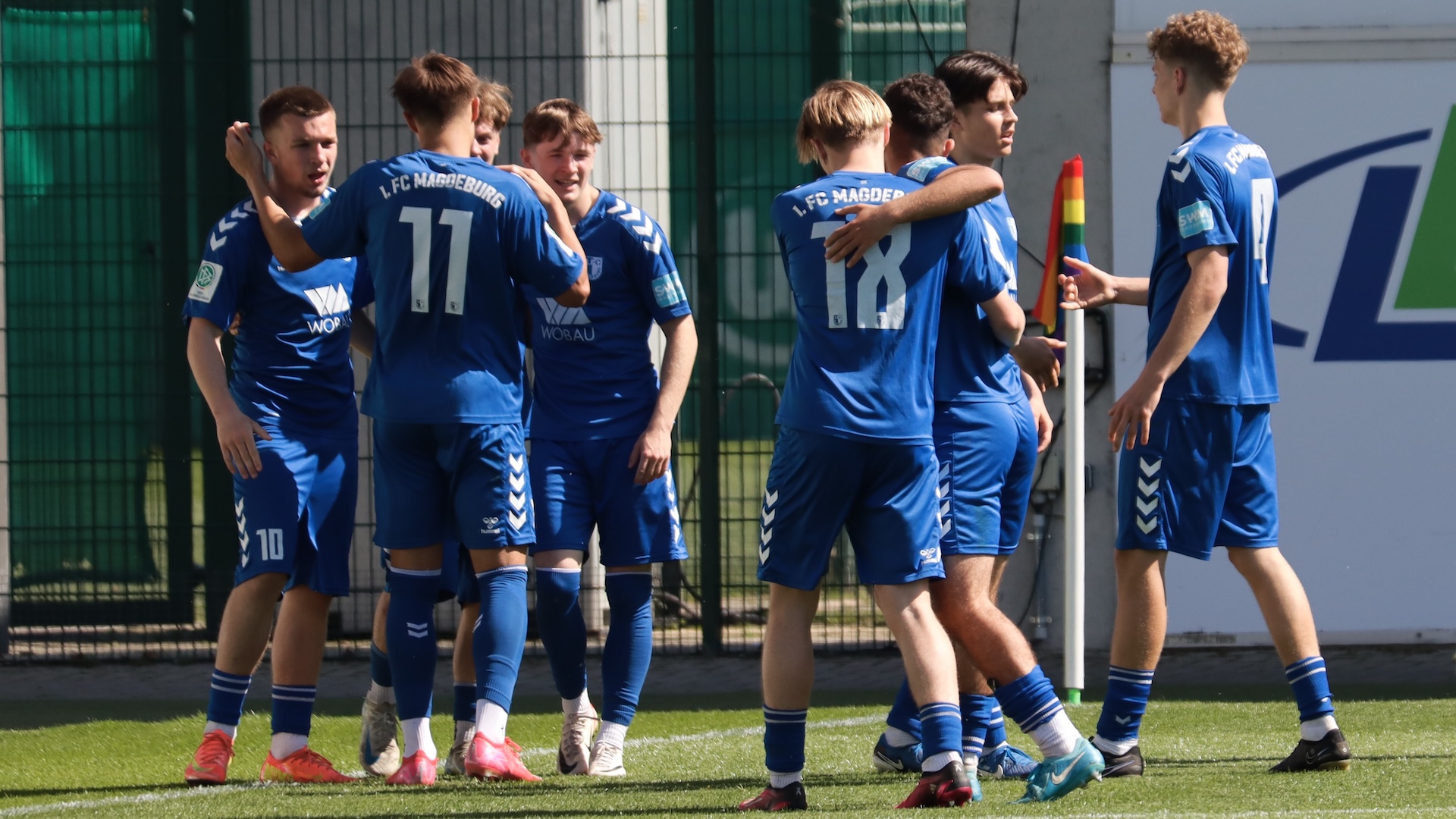 Gemeinsamer Jubel der U17