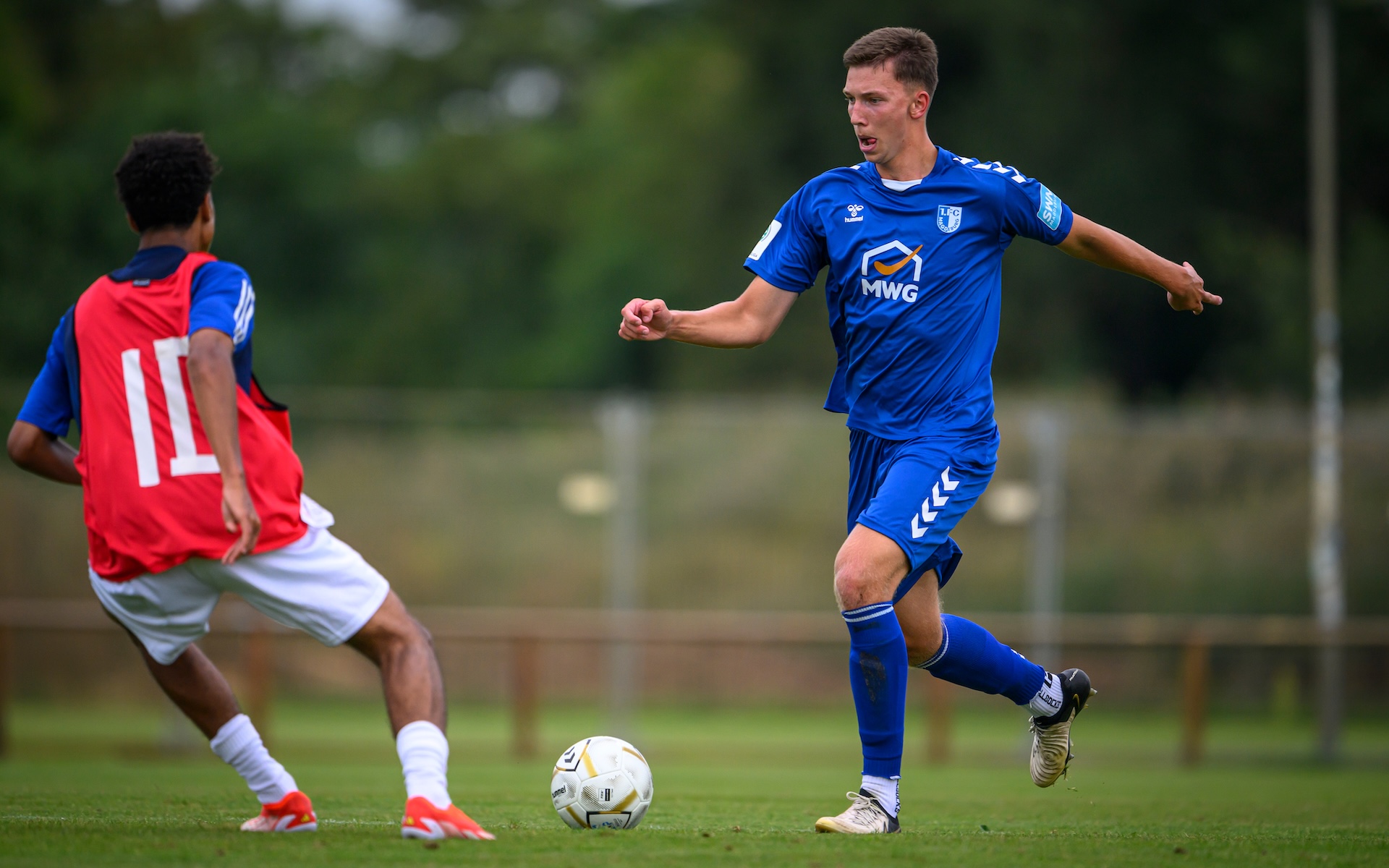 Conor Güllmeister (rechts)