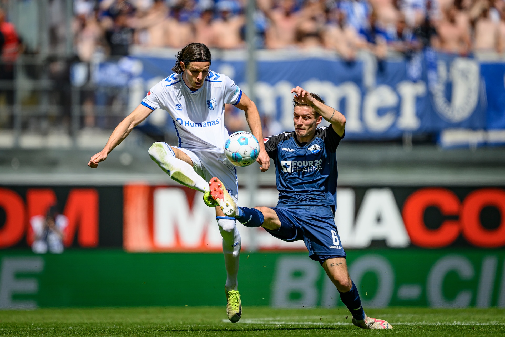 Jean Hugonet (rechts) im Spiel gegen Paderborn
