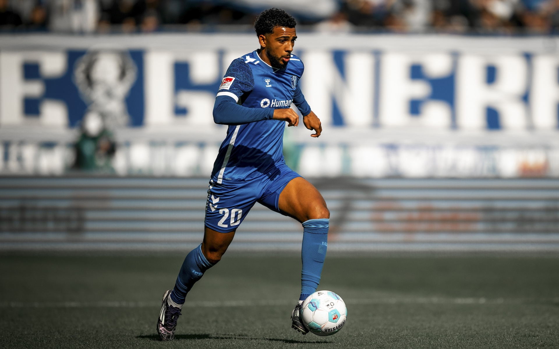 Xavier Amaechi am Ball