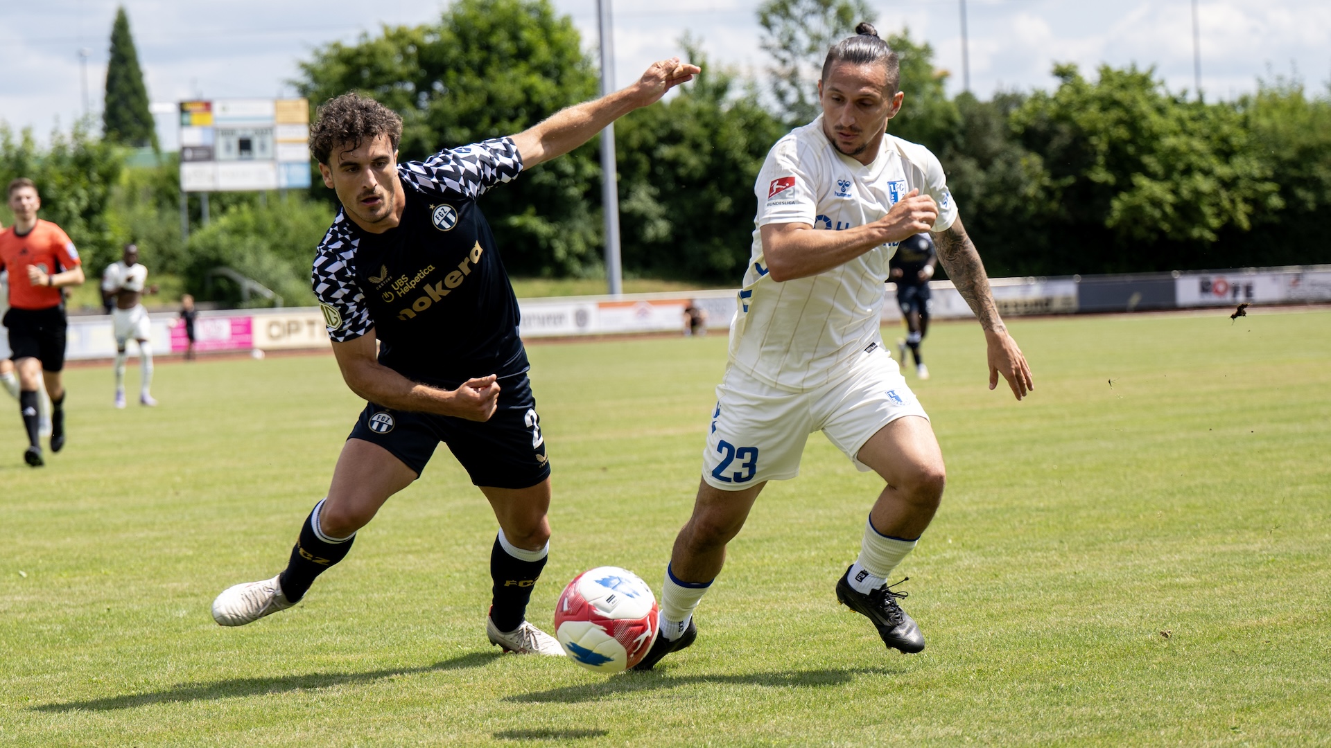 Baris Atik (rechts) im Spiel gegen Zürich