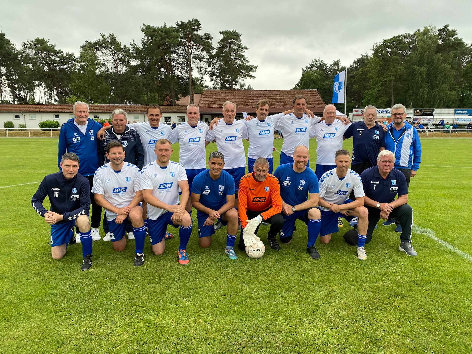 Unsere Traditionsmannschaft beim Turnier in Angern