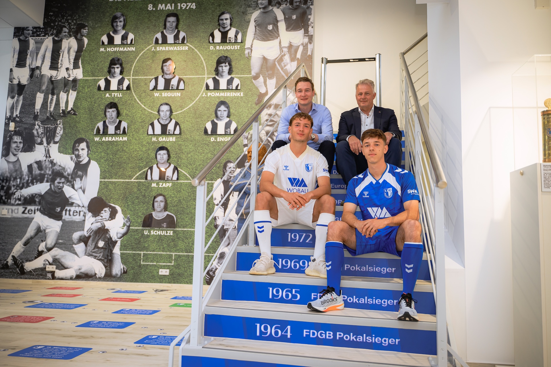 Hintere Reihe (von links): Martin Geisthardt, Peter Lackner. Vordere Reihe (von links): Laurin Schößler, Elisio Widmann