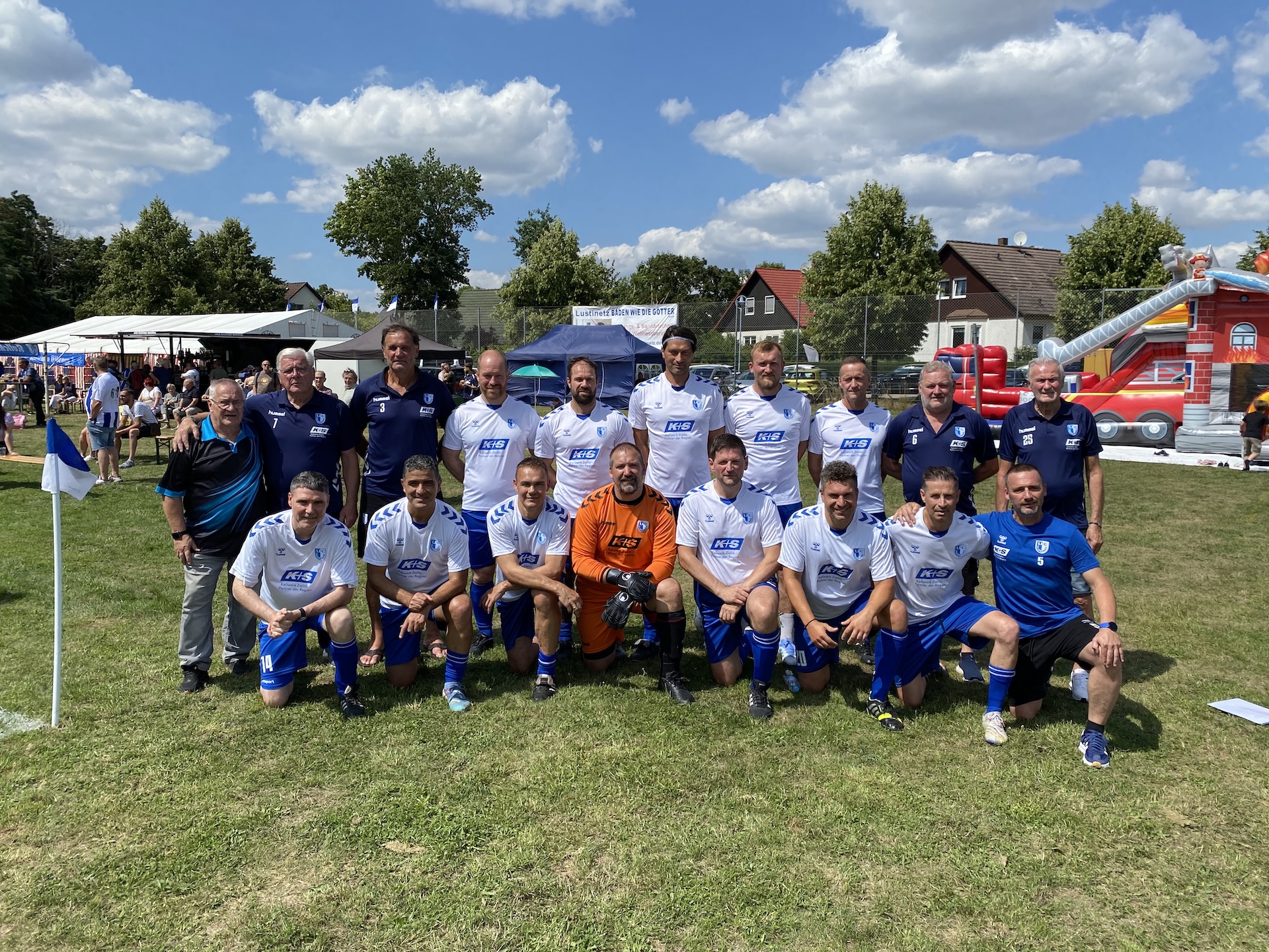 Die FCM-Traditionsmannschaft in Elbenau