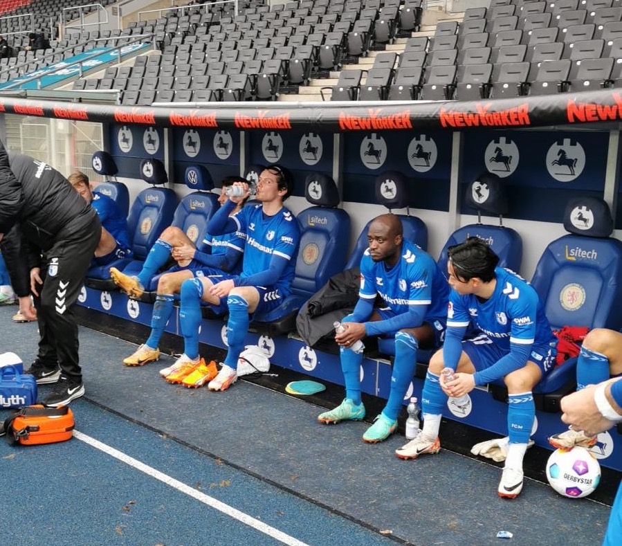 Im Eintracht-Stadion wurden zweimal 35 Minuten gespielt.