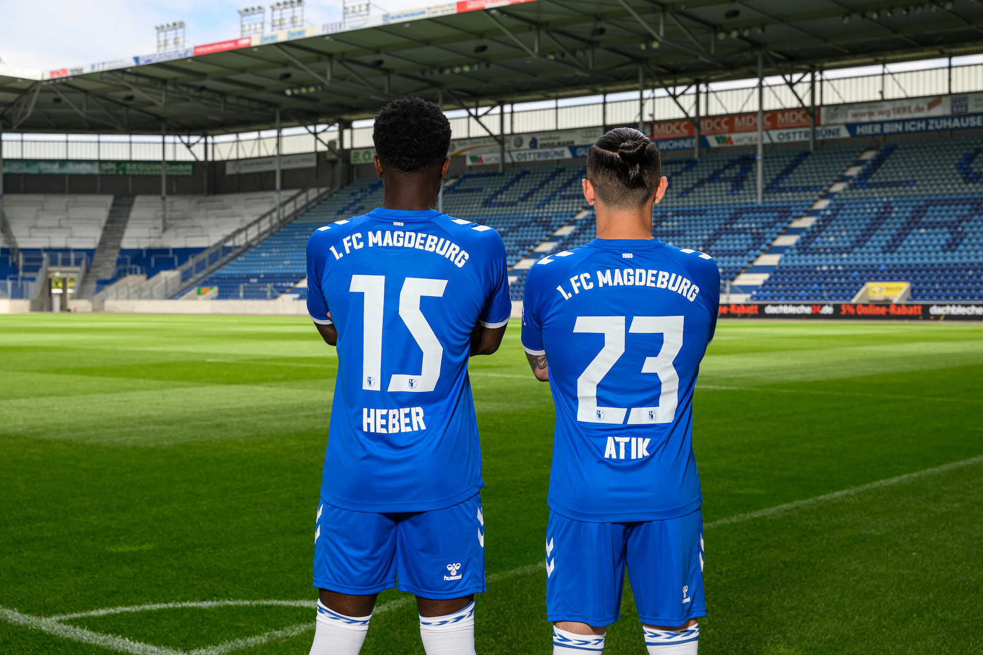 Auswärts wird der FCM im blauen Trikot auflaufen. Foto: FCM / Norman Seidler