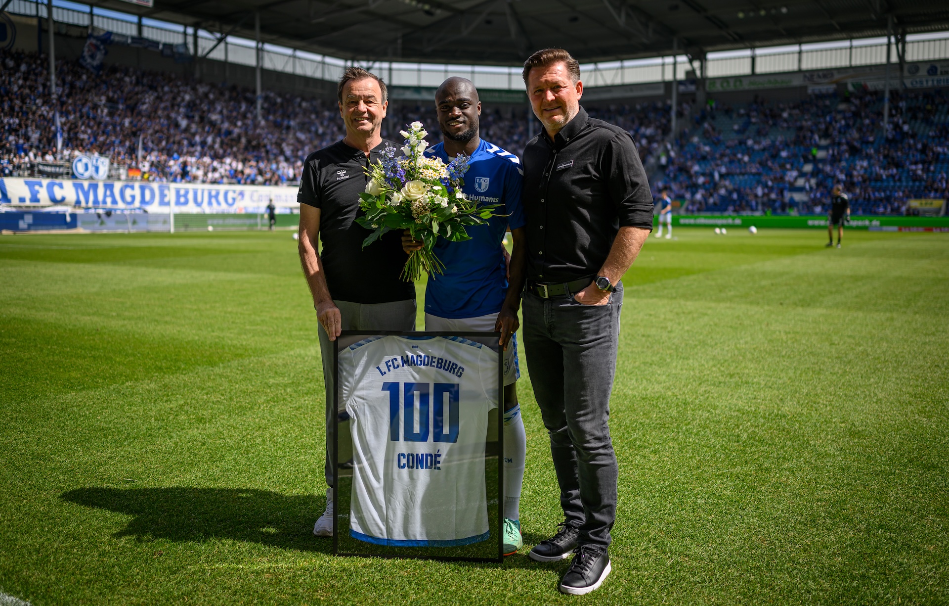 Otmar Schork(links) und Amara Condé(mittig) und Christian Titz(rechts)