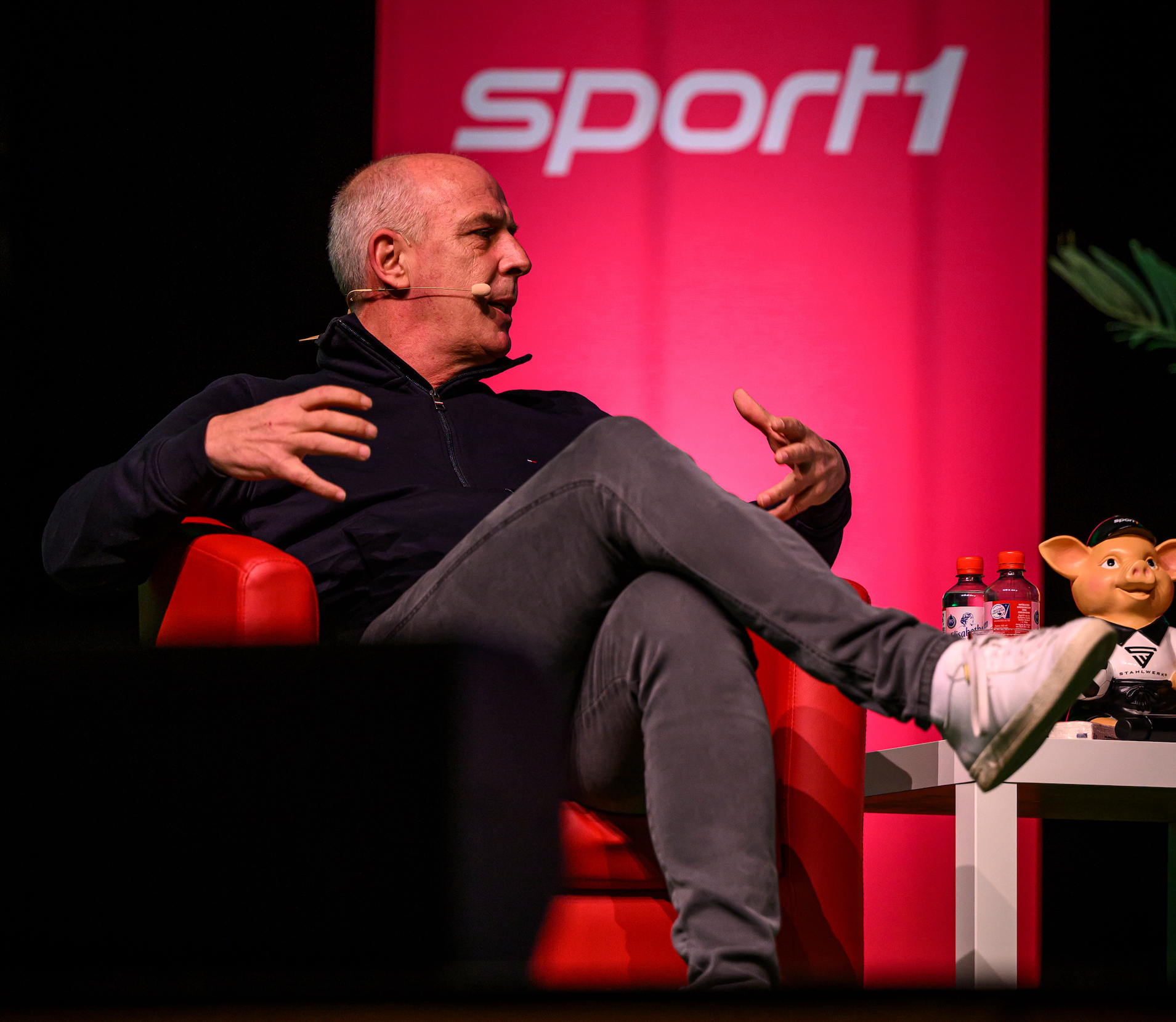 Mario Basler war ebenfalls in Magdeburg vor Ort.