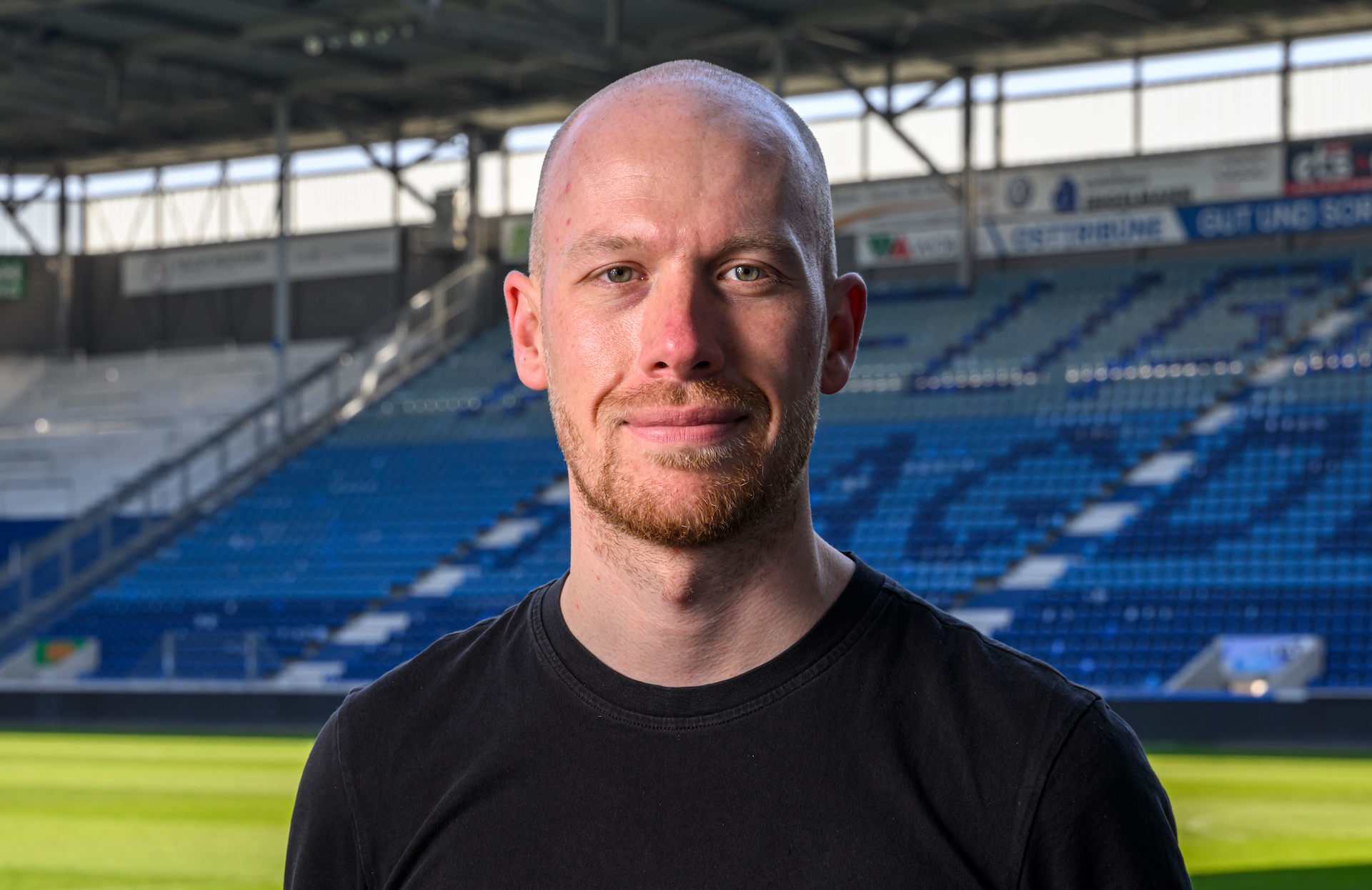 Seit April ist Felix Nebel in der FCM-Fanbetreuung tätig. Foto: FCM / Norman Seidler