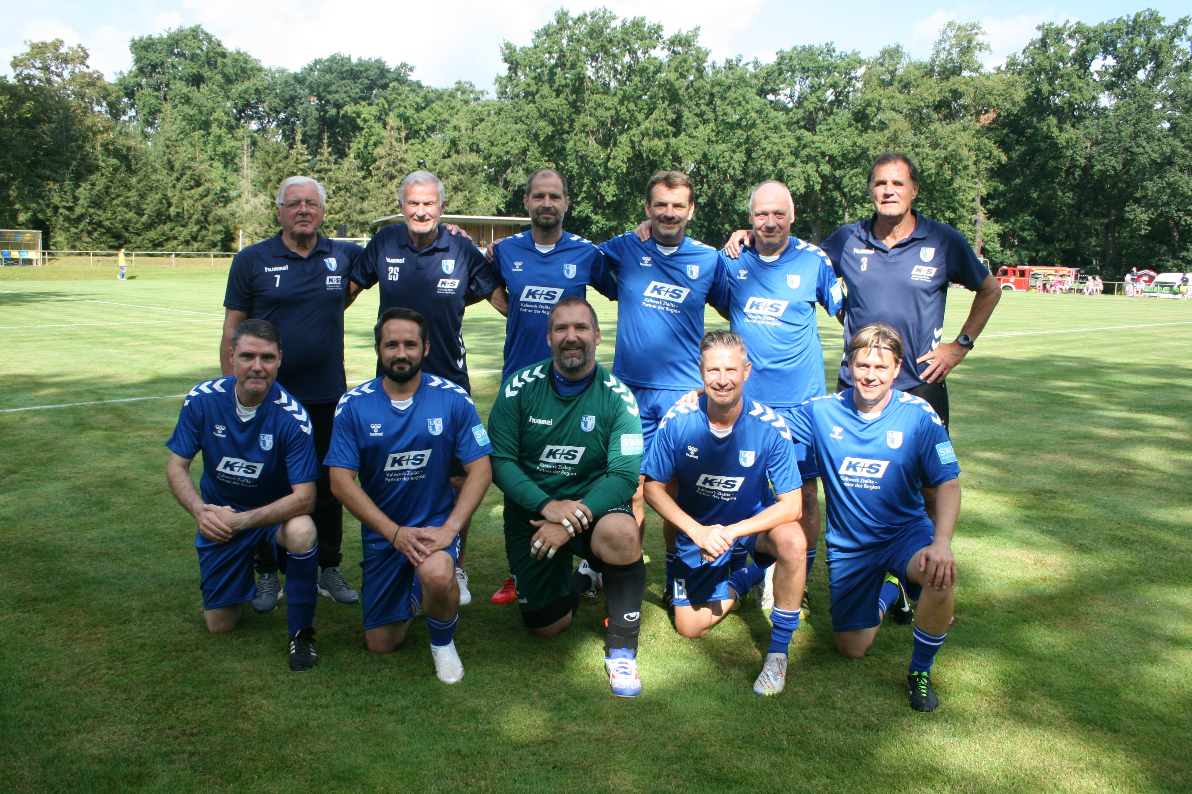 Gruppenfoto Traditionsmannschaft FCM