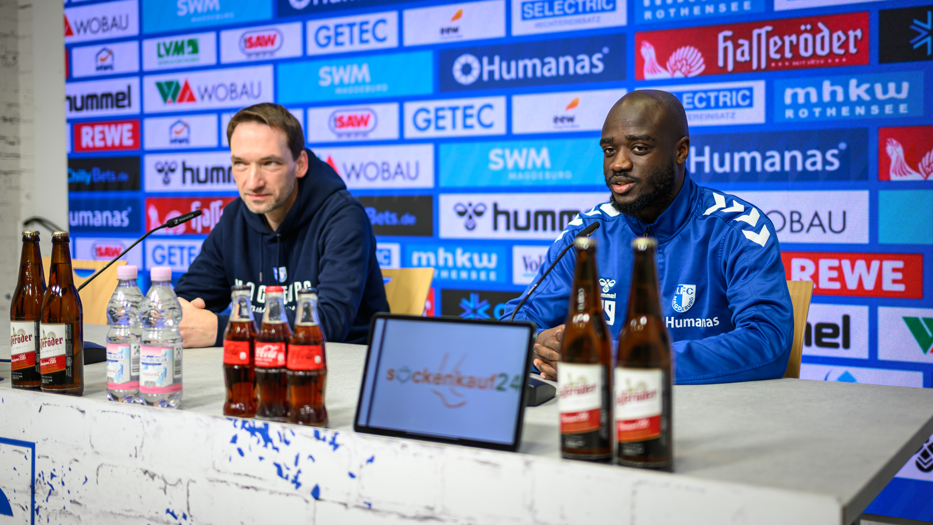 Manuel Holscher(links) und Amara Condé 