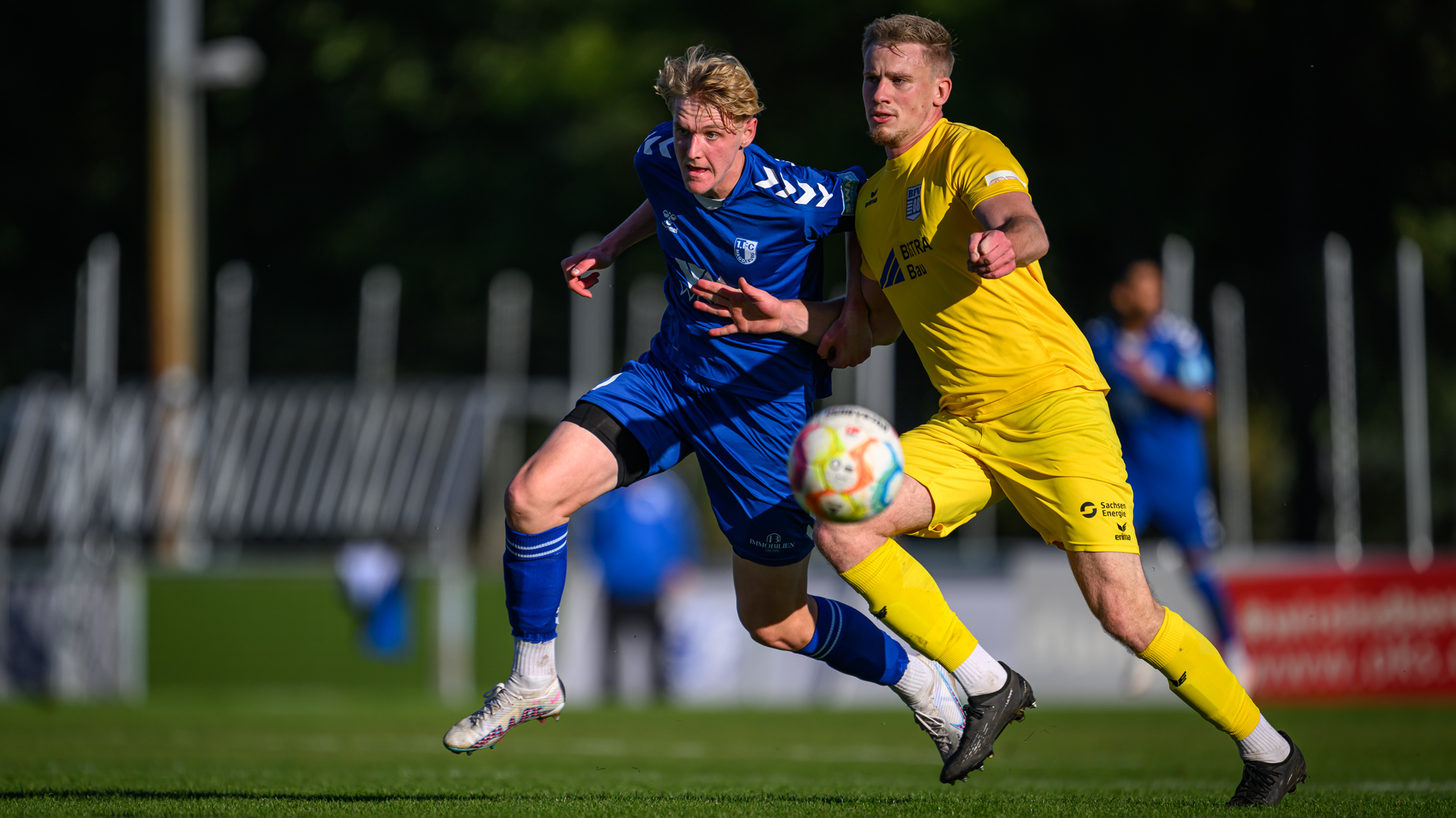 Hector Hink im Zweikampf