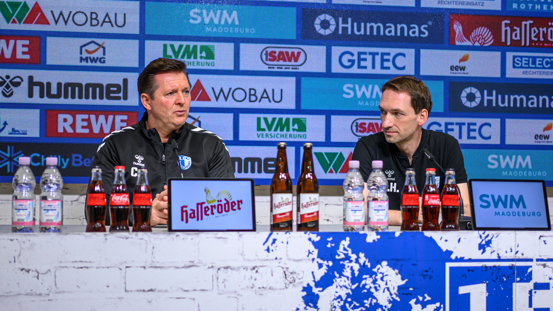 Christian Titz(links) und Manuel Holscher während der PK