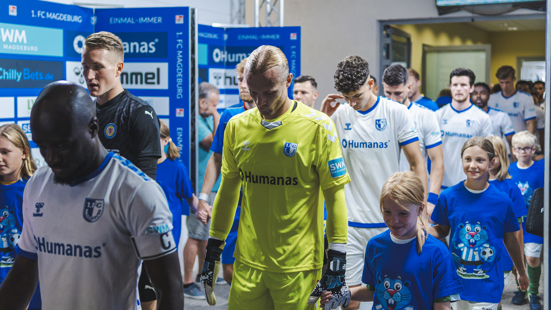 FCM im Spielertunnel