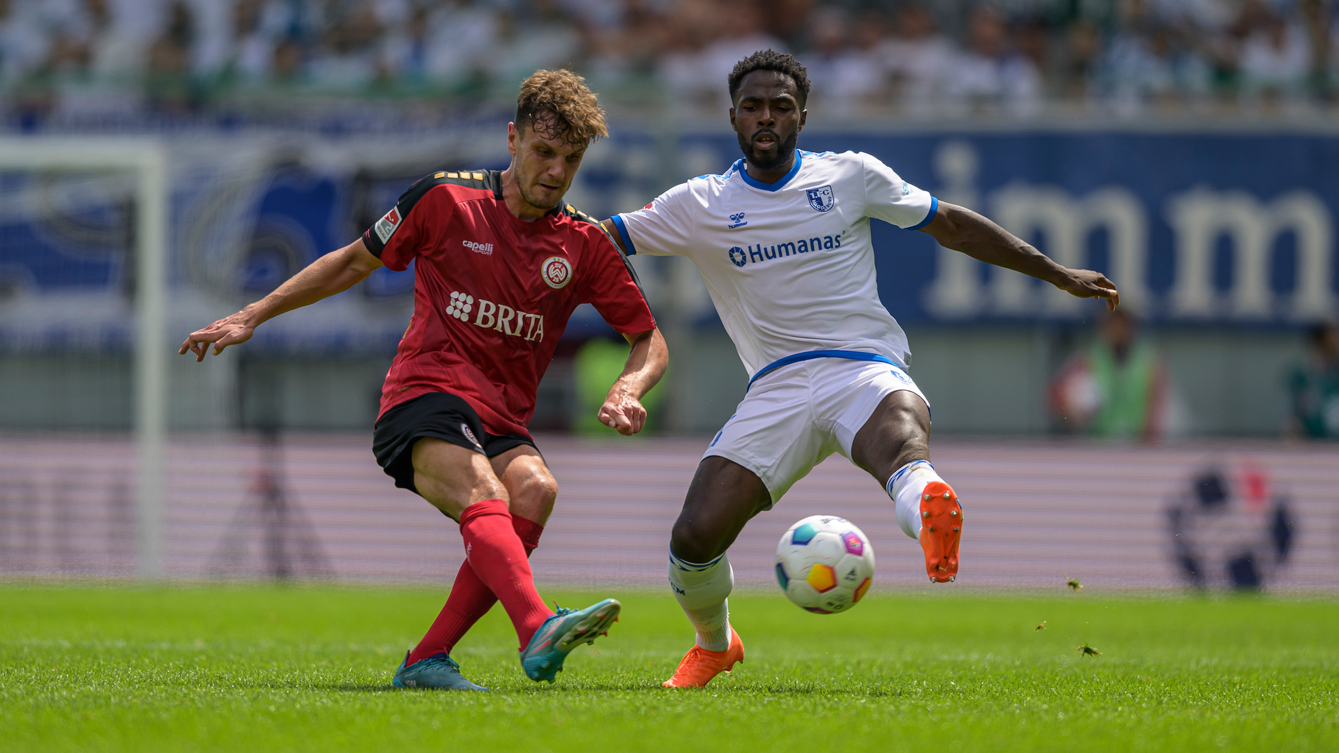 Daniel Heber im Zweikampf gegen Wiesbaden