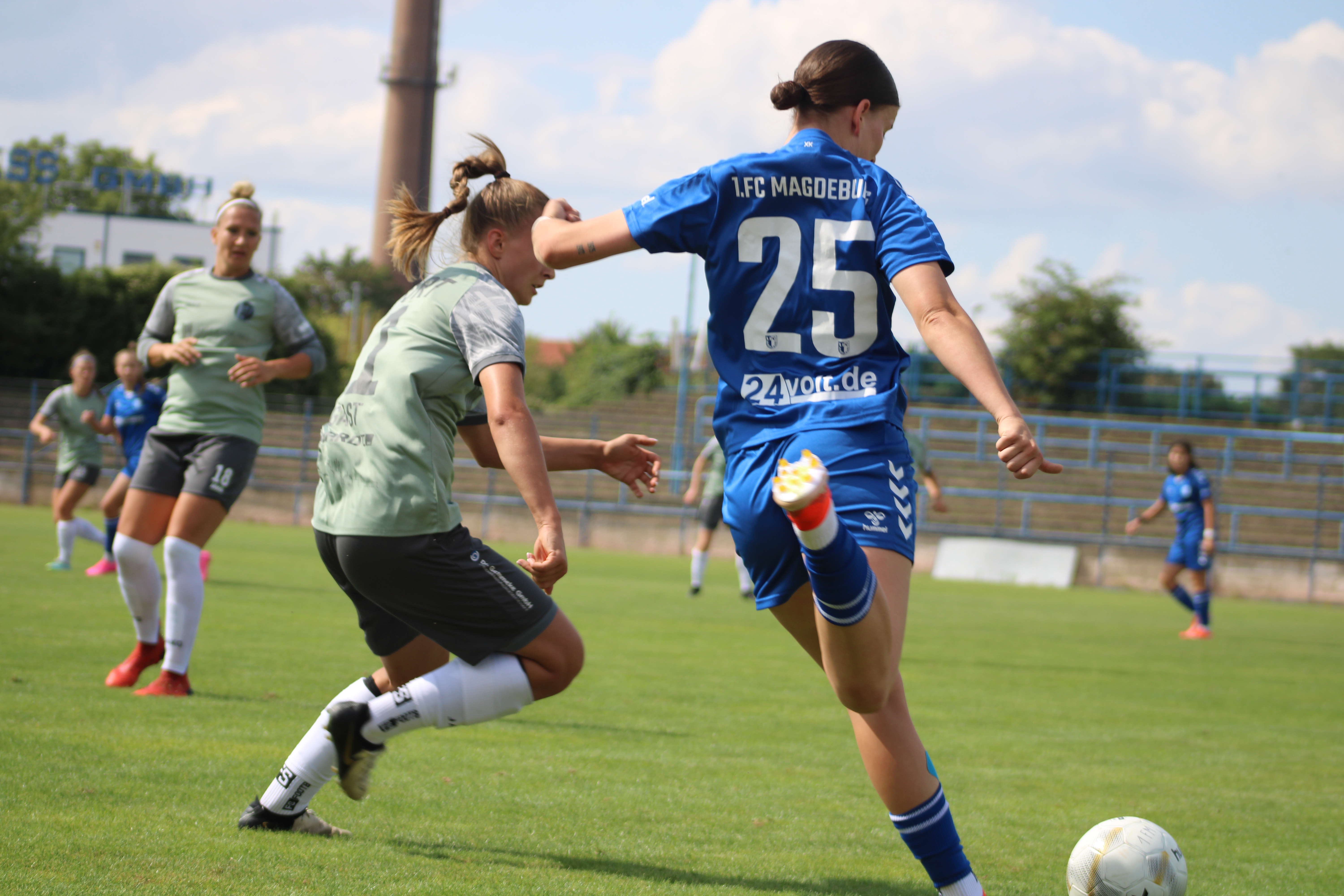 FCM- Frauen im Spiel gegen den 1. FFV Erfurt