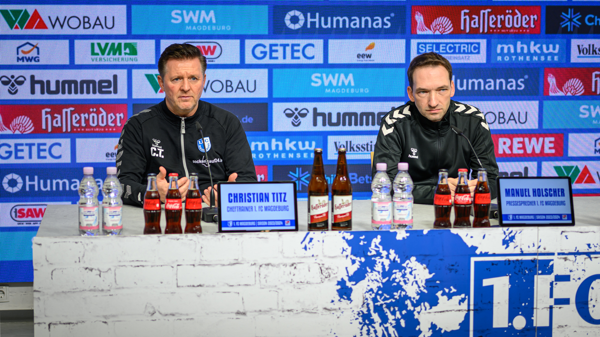 Christian Titz(links) und Manuel Holscher während der PK